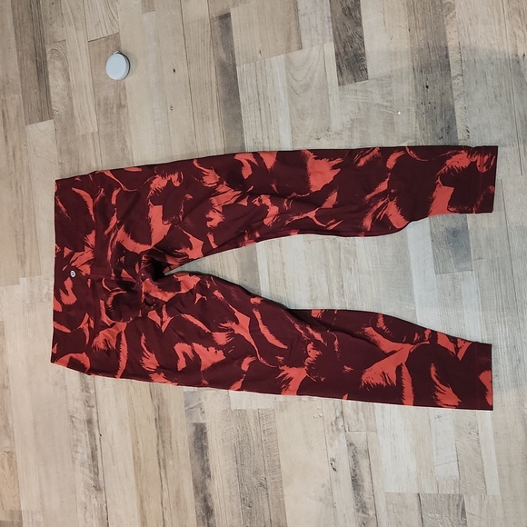 Lululemon wunder train tight - Picture 2 of 3